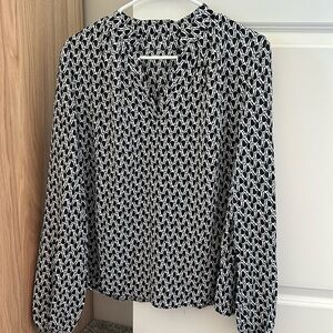 Black & White Flowy Blouse - Size M/L